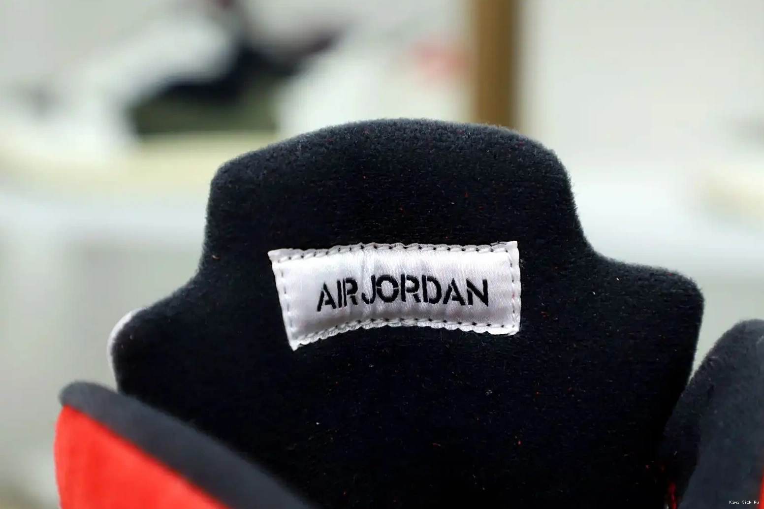 RAGING RETRO RED JORDAN AIR Kimikick SUEDE 5 BULL 0510